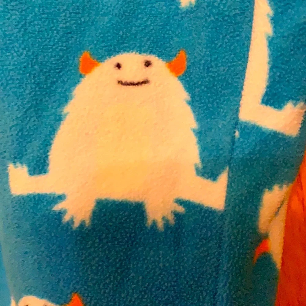Carter’s boy’s size 7 blue white yeti abominable snowman print pajama pants VGUC